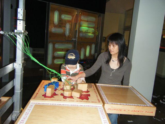 Victor and Julia playing games at Ontario Science Centre